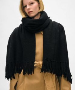 Wanderearth.shop8e81ca6738 2