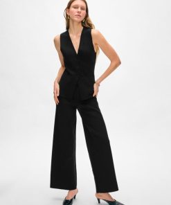 Wanderearth.shopa4405ef5b8 1